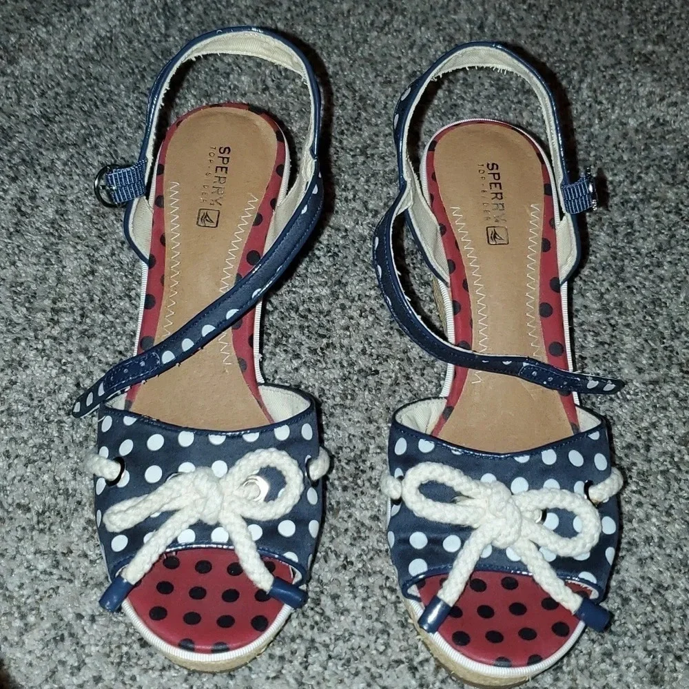 Sperry Polka-dot Sandals feature a blue & white polka dot design with rope bow